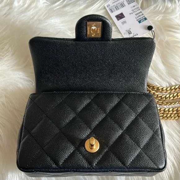 NEW Chanel Mini Sweetheart Flap Bag - Picture 9 of 17